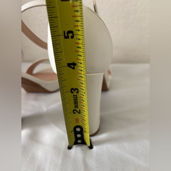 Top Moda Cream Block Heel Sandals Size 8 - Picture 7 of 8